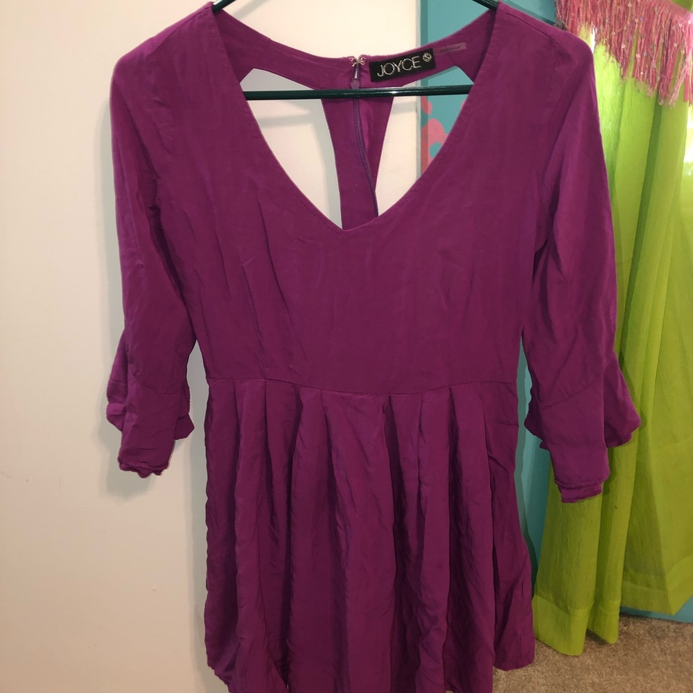 Short dress